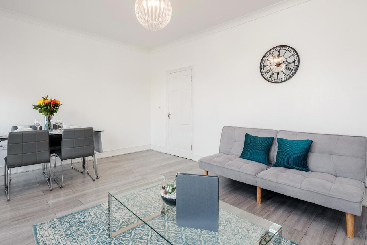 Business & Leisure 2 Bedroom & Parking By Damask Homes Ілфорд Екстер'єр фото